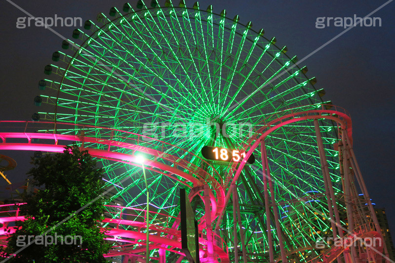 みなとみらい夜景,ランドマーク,観覧車,横浜,よこはま,ヨコハマ,神奈川,みなとみらい,21,夜,夜景,曇り,曇り雲,きれい,綺麗,キレイ,ベイサイド