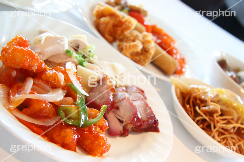 中華,中国料理,中華料理,ビュッフェ,ブッフェ,バイキング,食べ放題,こってり,コッテリ,油,唐揚げ,からあげ,春巻き,焼きそば,ヤキソバ,やきそば,酢豚,焼き豚,グルメ,から揚げ