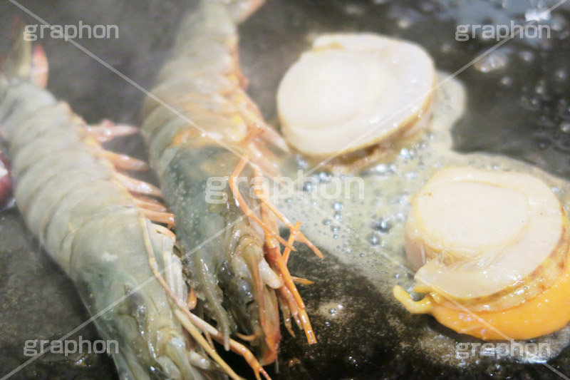 鉄板焼き,鉄板,焼き,バター,butter,seafood,海老,えび,エビ,ほたて,ホタテ,帆立,バター焼き,海鮮,シーフード,湯気熱々,あつあつ,アツアツ,seafood,japan,つまみ,おつまみ