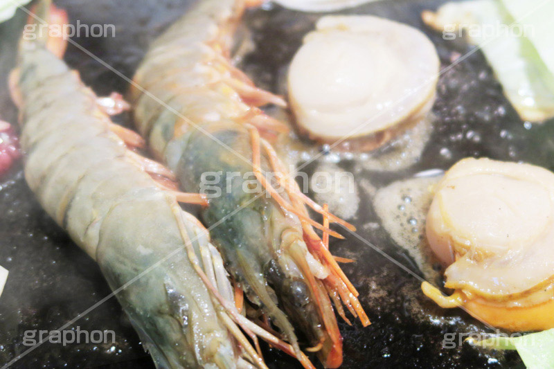 鉄板焼き,鉄板,焼き,バター,butter,seafood,海老,えび,エビ,ほたて,ホタテ,帆立,バター焼き,海鮮,シーフード,湯気熱々,あつあつ,アツアツ,seafood,japan,つまみ,おつまみ