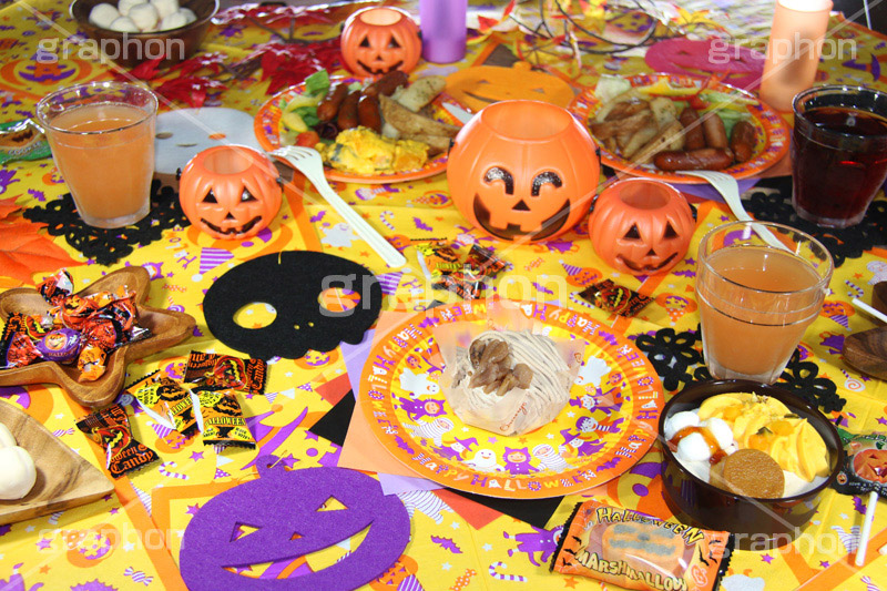 ハロウィンパーティー,ハロウィン,ハロウィーン,はろうぃん,パーティー,Halloween,party,お菓子,菓子,こども,子供,キッズ,ジャックオーランタン,ランタン,かぼちゃ,カボチャ,南瓜,ランタン,オーナメント,飾り,イベント,どくろ,ドクロ,おばけ,オバケ,あめ,飴,キャンディー,candy,juice,ジュース,オードブル,スイーツ,秋,ornament,kids,パンプキン,pumpkin,行事