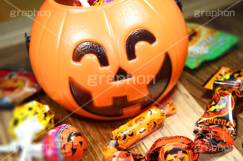 ハロウィンのお菓子,あめ,飴,キャンディー,candy,ハロウィンパーティー,ハロウィン,ハロウィーン,はろうぃん,パーティー,Halloween,party,お菓子,菓子,こども,子供,キッズ,ジャックオーランタン,ランタン,かぼちゃ,カボチャ,南瓜,ランタン,オーナメント,飾り,イベント,どくろ,ドクロ,スイーツ,秋,グルメ,ornament,kids,パンプキン,pumpkin,行事,トリックオアトリート