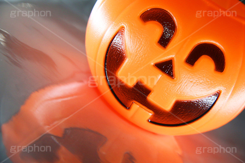 怪しく光るジャックオーランタン,怪しい,光る,闇,ジャックオーランタン,ハロウィン,はろうぃん,ハロウィーン,Halloween,lantern,かぼちゃ,カボチャ,南瓜,ランタン,イベント,秋,オーナメント,ornament,kids,パンプキン,pumpkin,行事