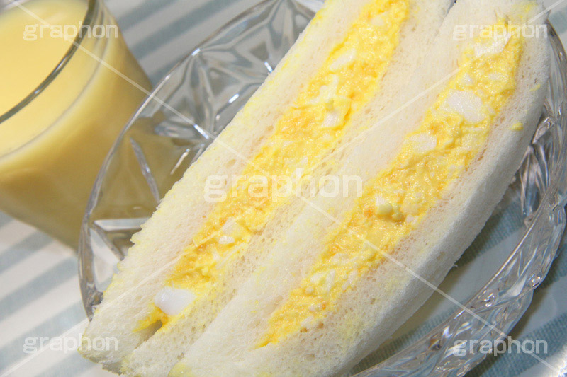 玉子サンド,サンドイッチ,サンドウィッチ,モーニング,sandwich,morning,egg,朝食,玉子,たまご,卵,ミックスジュース,ジュース,ブレックファースト,breakfast,juice,パン,食パン