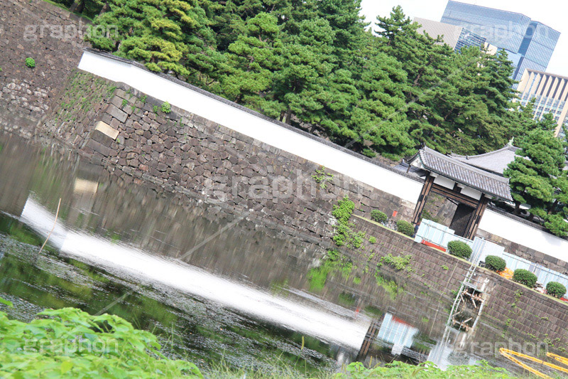 桜田門,門,入口,入り口,橋,皇居,天皇,宮殿,東京,千代田区,大手町,お堀,溜池,江戸城,内堀,堀,重要文化財,japan,tokyo,城外,守備,守る,木戸,高麗門