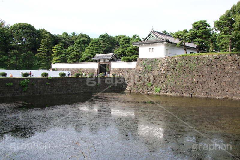 桜田門,門,入口,入り口,橋,皇居,天皇,宮殿,東京,千代田区,大手町,お堀,溜池,江戸城,内堀,堀,重要文化財,japan,tokyo,城外,守備,守る,木戸,高麗門
