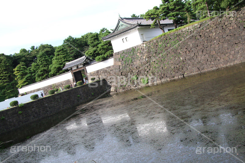 桜田門,門,入口,入り口,橋,皇居,天皇,宮殿,東京,千代田区,大手町,お堀,溜池,江戸城,内堀,堀,重要文化財,japan,tokyo,城外,守備,守る,木戸,高麗門
