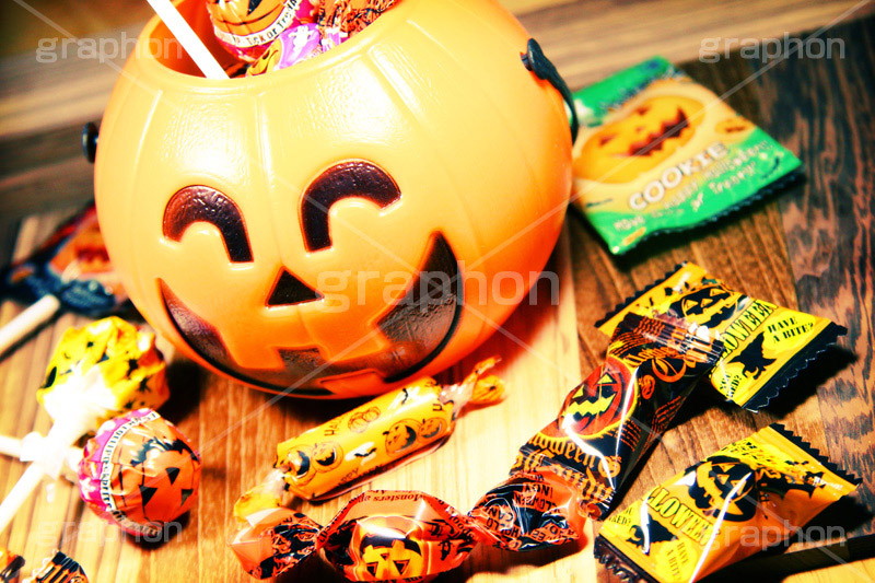 ハロウィンお菓子(ヴィンテージ),お菓子,トイカメラ撮影,トイカメラ,ヴィンテージ,ビンテージ,レトロ,お洒落,おしゃれ,オシャレ,味わい,トンネル効果,トリックオアトリート