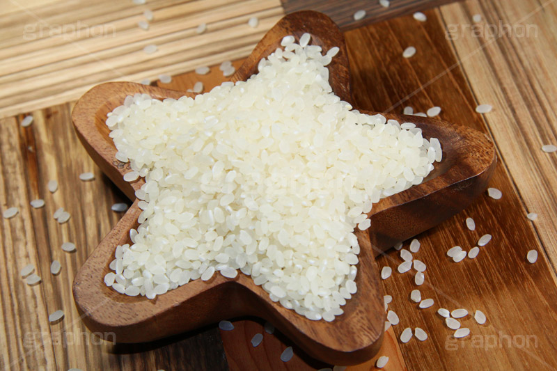 星の皿に米,米,コメ,こめ,ライス,rice,日本,日本食,和食,和,主食,炭水化物,計量,量,白米,cooking,kitchen,キッチン,クッキング,調理,料理,グルメ,白飯,ご飯,japan,食材