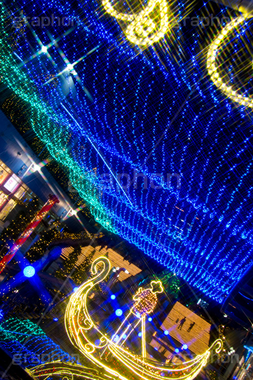 東京ドームシティのイルミネーション,東京ドーム,ドームシティ,東京ドームシティ,遊園地,施設,イルミネーション,イルミ,電飾,電球,発光ダイオード,冬,キラキラ,綺麗,きれい,キレイ,煌,輝,デート,スポット,都内,オーナメント,飾り,イベント,水道橋,春日,後楽園,文京区,運河,行事,LED,illumination,dome