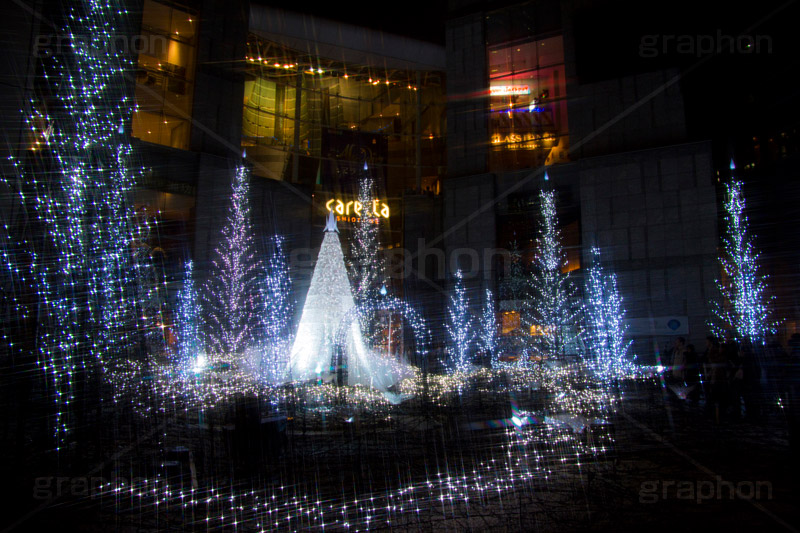 カレッタ汐留のイルミネーション,イルミネーション,イルミ,illumination,show,電飾,電球,発光ダイオード,LED,tree,冬,キラキラ,綺麗,きれい,キレイ,煌,輝,デート,スポット,都内,クリスマス,飾り,イベント,ショー,汐留,カレッタ汐留,新橋,港区,フレア,flare,行事