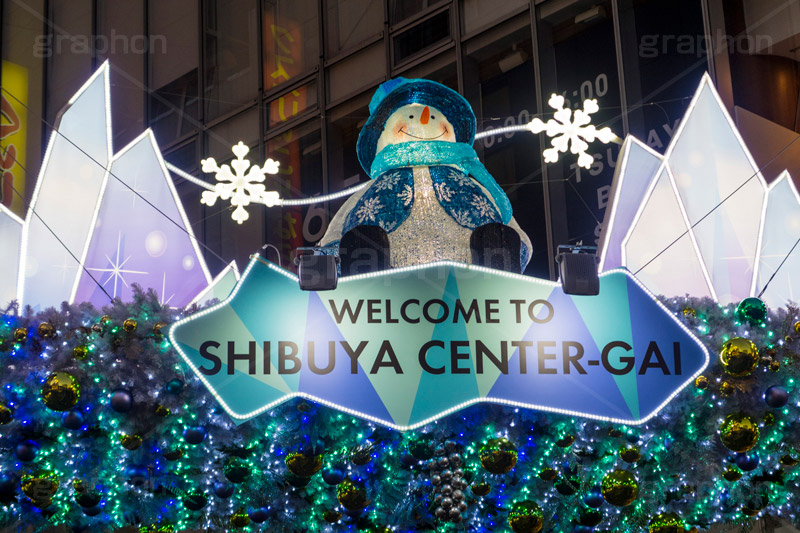 渋谷センター街のイルミネーション,渋谷,センター街,都内,イルミネーション,イルミ,電飾,電球,発光ダイオード,冬,雪だるま,スノーマン,アーチ,飾り,デコレーション,shibuya,illumination,decoration,LED