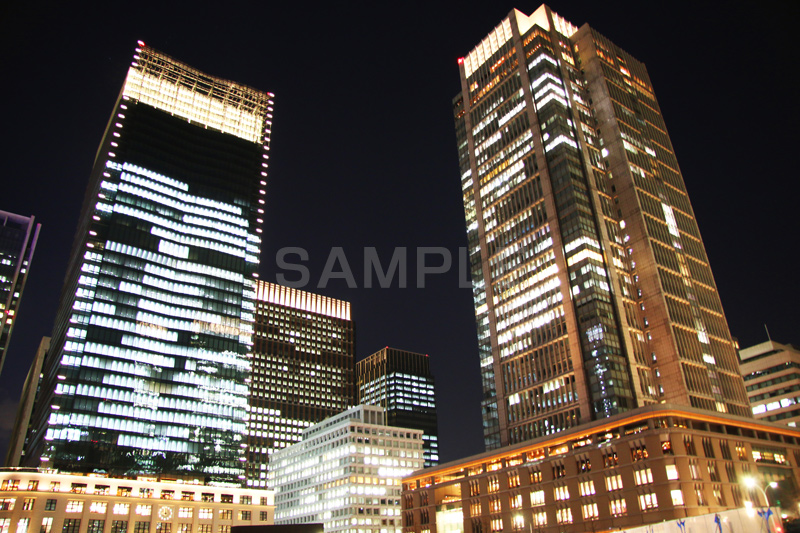 ビル,ビル群,ビジネス街,オフィスビル,東京駅,内駅舎,丸の内,Tokyo Station City,夜,ライトアップ,tokyo,building,office