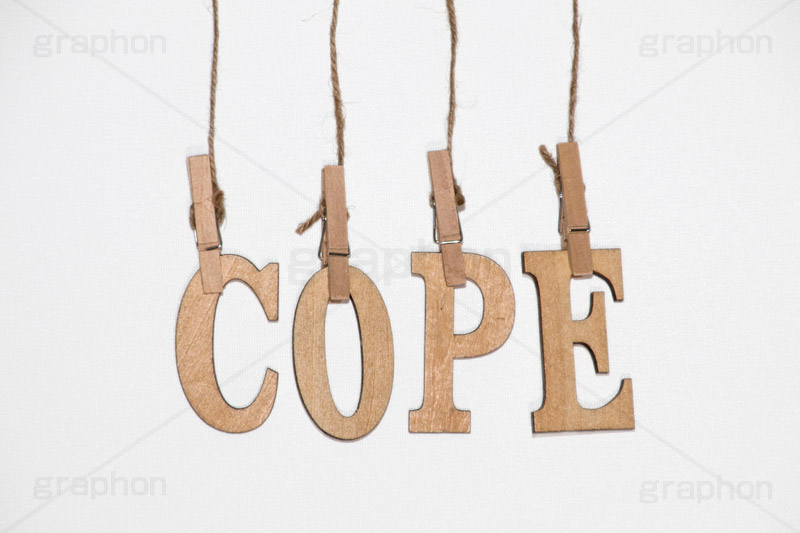 COPE,木,木目,文字,台詞,キーワード,ワード,ウッド,wood,word,keyword,記事,情報,タイトル,イメージ,title,image,お洒落,おしゃれ,オシャレ,メッセージ,message,business,コープ,仕事,対処,処理,洗濯バサミ,洗濯ばさみ,クリップ,吊るす,麻ひも