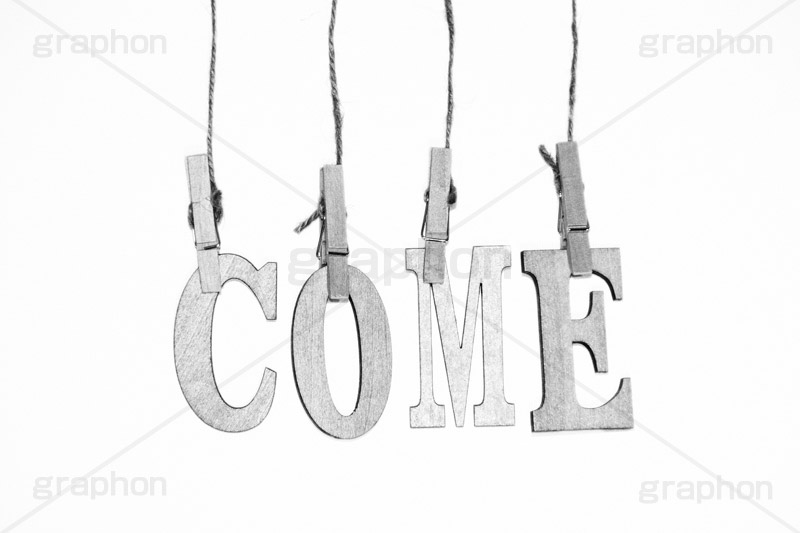 COME(モノクロ),モノクロ,白黒,しろくろ,モノクローム,単色画,単彩画,単色,文字,ワード,word,keyword,タイトル,title,メッセージ,message,カム,来る