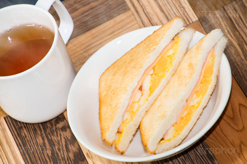 ホットサンド,サンド,サンドイッチ,サンドウィッチ,モーニング,ホット,hot,sandwich,set,morning,cheese,朝食,ハム,チーズ,ブレックファースト,breakfast,tea,パン,食パン,紅茶,ティー,湯気,カップ