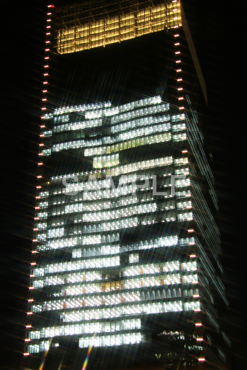 丸の内ビル群,ビル,ビル群,ビジネス街,オフィスビル,丸の内,Tokyo Station City,夜,ライトアップ,building,office,クロスフィルタ