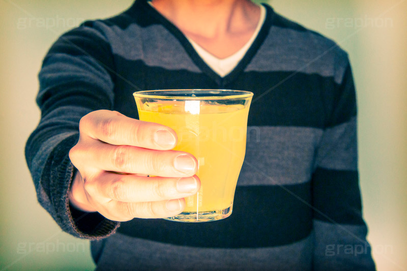 乾杯(ヴィンテージ),トイカメラ撮影,トイカメラ,ヴィンテージ,ビンテージ,レトロ,お洒落,おしゃれ,オシャレ,味わい,トンネル効果,人