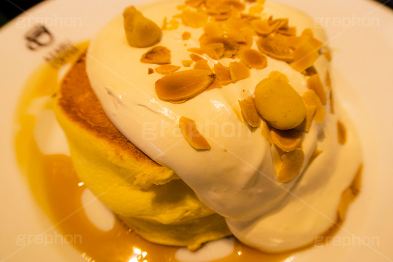 リコッタチーズのパンケーキ,ホットケーキ,パンケーキ,スイーツ,菓子,甘,焼き,料理,粉,フライパン,リコッタチーズ,デザート,おやつ,グルメ,お菓子,カフェ,cafe,sweet,cheese