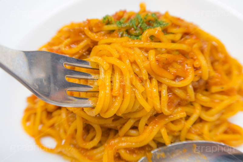 ボロネーゼ,ミートソース,ミート,ソース,パスタ,オイル,油,パセリ,高カロリー,カロリー,洋食,麺料理,麺類,pasta,フォーク