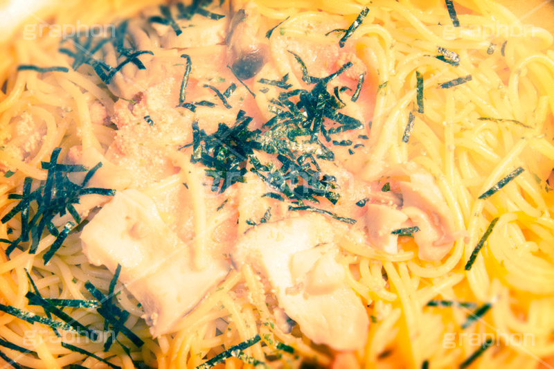 和風パスタ(ビンテージ),パスタ,トイカメラ撮影,トイカメラ,ヴィンテージ,ビンテージ,レトロ,お洒落,おしゃれ,オシャレ,味わい,トンネル効果