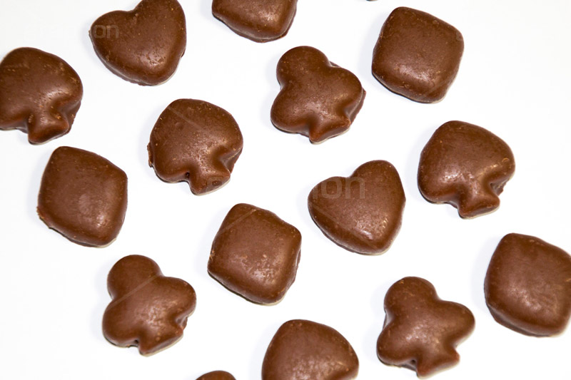トランプ柄チョコ,トランプ,柄,チョコ,チョコレート,スナック,ビスケット,クッキー,甘い,スイーツ,菓子,お菓子,おやつ,ハート,ダイヤ,クローバー,スペード,heart,diamond,clover,spade