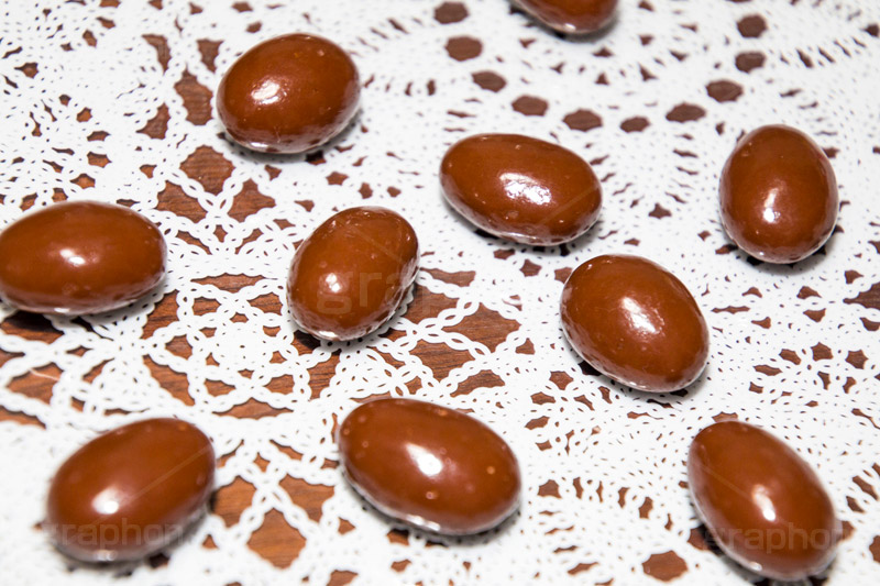 アーモンドチョコレート,アーモンド,チョコレート,almond,chocolate,cacao,lace,レース,チョコ,甘い,ちょこ,カカオ,菓子,スイーツ,おやつ,sweet,スイート,お菓子