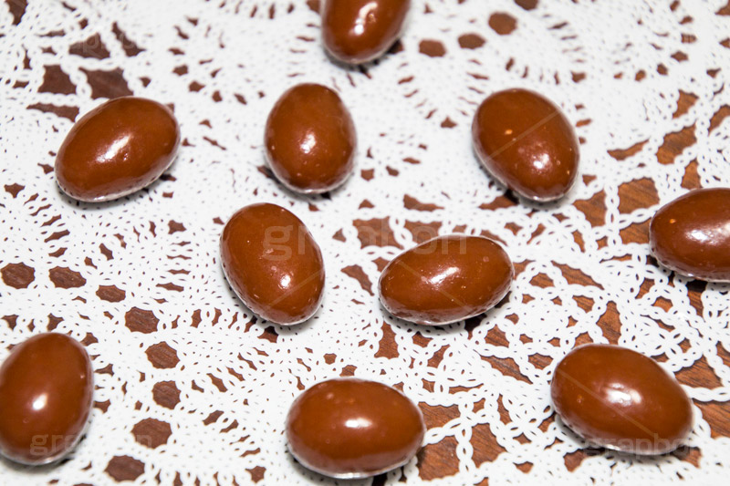アーモンドチョコレート,アーモンド,チョコレート,almond,chocolate,cacao,lace,レース,チョコ,甘い,ちょこ,カカオ,菓子,スイーツ,おやつ,sweet,スイート,お菓子