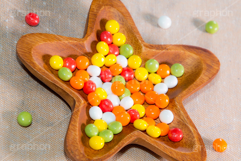 カラフルなラムネ,カラフル,ラムネ,玉,お菓子,菓子,colorful,sweet,cute,star,スイーツ,かわいい,カワイイ,可愛い,錠菓,駄菓子,駄菓子屋,糖,おやつ,こども,子供,星,スター
