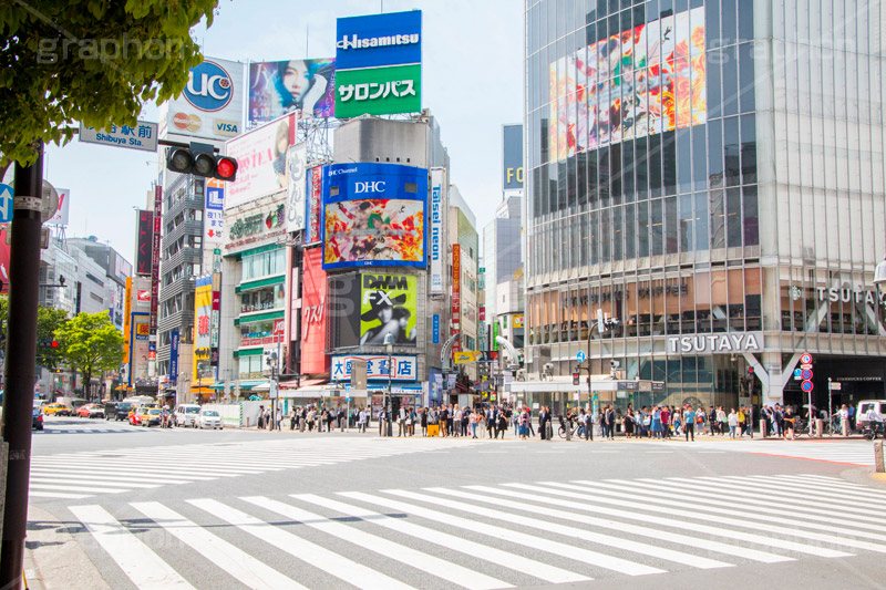 渋谷スクランブル交差点,渋谷,しぶや,ハチ公,観光,交差点,渋谷駅,駅前,スクランブル,外国人,海外,道玄坂,横断歩道,信号,japan,shibuya