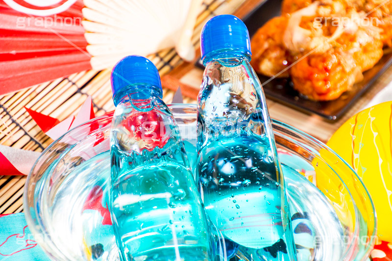 夏祭り,祭り,祭,夏,真夏,季語,風物詩,夏休み,出店,たこ焼き,soulfood,japan,summer,beer,扇子,水ヨーヨー,ラムネ,手ぬぐい,サマー,summer,清涼