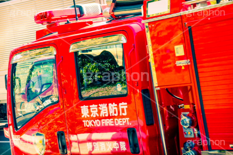 出動,トイカメラ撮影,トイカメラ,ヴィンテージ,ビンテージ,レトロ,お洒落,おしゃれ,オシャレ,味わい,トンネル効果,消防
