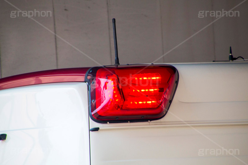 救急車,救急,消防,車,消火,火事,サイレン,パトランプ,事故,事件,搬送,入院,トラック,救助,医療,医者,病院,緊急車両