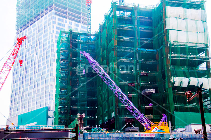 渋谷大工事,渋谷,しぶや,ホテル,オフィスビル,高層ビル,クレーン,重機,建設,解体,開発,工事,都市開発,名所,渋谷ストリーム,再開発,shibuya,crane,building,2020,japan