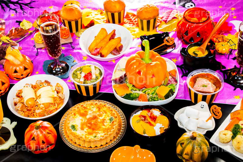 ハロウィンパーティー,ハロウィン,ハロウィーン,はろうぃん,パーティー,オードブル,ジャックオーランタン,ランタン,かぼちゃ,カボチャ,南瓜,ランタン,オーナメント,飾り,イベント,ウィンナー,ソーセージ,ポテト,サラダ,秋,パンプキン,行事,デザート,スイーツ,おやつ,イモ,芋,いも,サツマイモ,さつま芋,スープ,ジュース,マシュマロ,プリン,キッシュ,スパゲッティ,パスタ,大学芋,マフィン,Halloween,party,soup,potato,ornament,salad,pudding,pumpkin,dessert