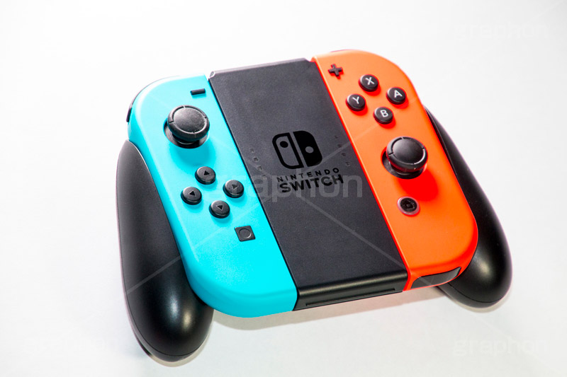 ゲーム機,ゲーム,コンシューマー,コントローラー,スイッチ,こども,子供,おもちゃ,オモチャ,玩具,TOY,game,controller,switch