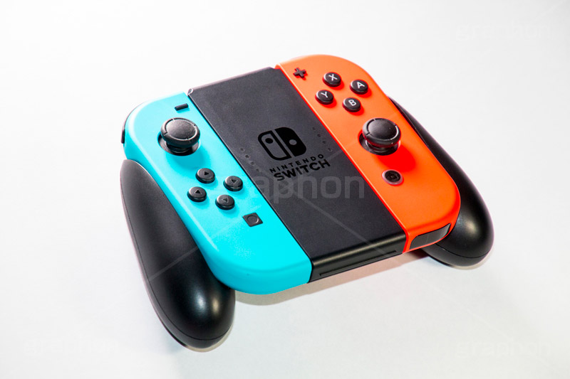ゲーム機,ゲーム,コンシューマー,コントローラー,スイッチ,こども,子供,おもちゃ,オモチャ,玩具,TOY,game,controller,switch