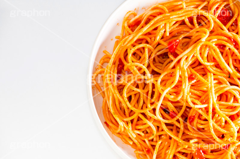 トマトソーススパゲティ,トマト,ソース,パスタ,オイル,油,高カロリー,カロリー,洋食,麺料理,麺類,pasta