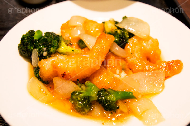 海老とブロッコリーの炒め物,中華,炒め,油,えび,海老,エビ,ブロッコリー,タマネギ,玉ねぎ,玉葱,あんかけ