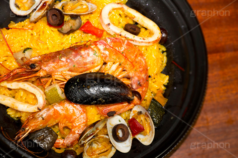 パエリア,パエヤ,パエージャ,サフラン,ライス,米,スペイン料理,魚介,シーフード,炊き込み,spain,rice,paella,seafood,ムール貝,アサリ,あさり,いか,イカ,エビ,海老,えび,オリーブ,パプリカ,洋食