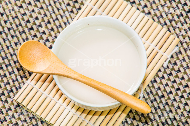 甘酒,酒粕,甘い,甘粥,伝統,甘味,飲料,米こうじ,米,酒,ソフトドリンク,和,和食,日本食,japan,点滴,ひな祭り,雛祭り,ひなまつり