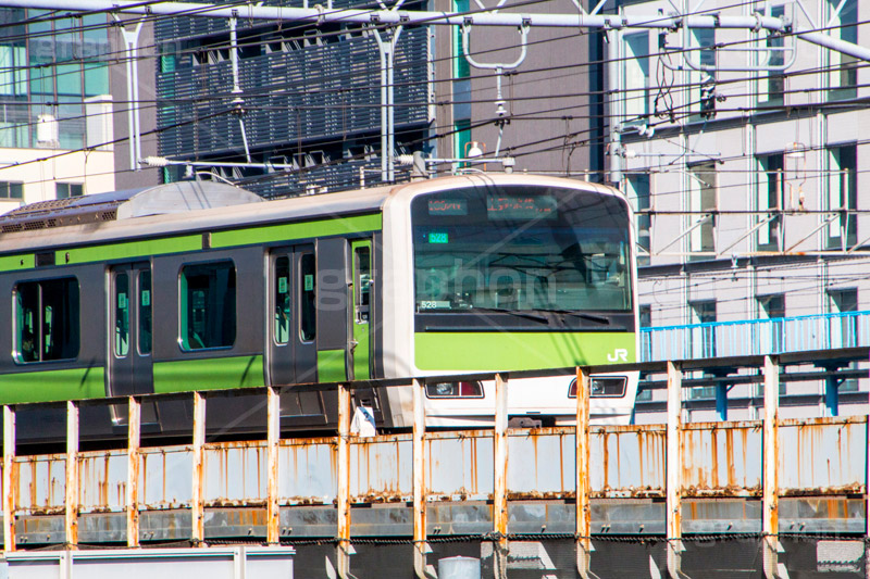 山手線,山手,電車,でんしゃ,鉄道,乗り物,交通,路線,線路,通勤,通学,撮り鉄,とり鉄,車両,電車/鉄道,秋葉原,千代田区,黄緑,train