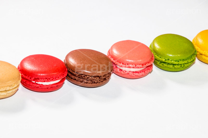 カラフルなマカロン,カラフル,マカロン,スイーツ,クリーム,焼菓子,焼き菓子,洋菓子,甘い,ポップ,キュート,かわいい,可愛い,カワイイ,女子力,sugar,pop,sweet,macron,colorful,cute,cream,pastel,france,paris,パステル,プリ画,壁紙,砂糖,フランス,パリ