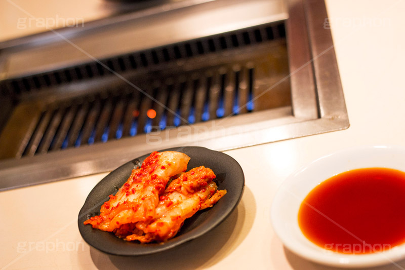 お通しのキムチ,お通し,キムチ,つまみ,おつまみ,焼肉,焼き肉,鉄板,たれ,タレ