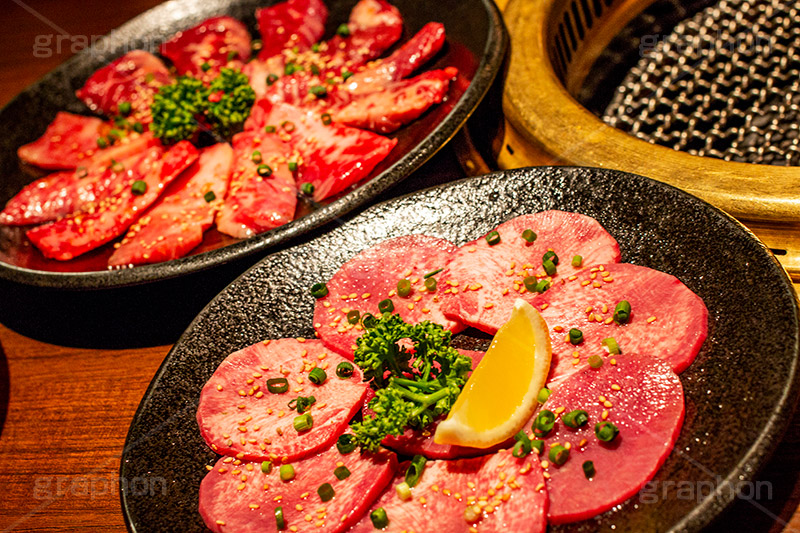 タン,焼肉,焼き肉,やきにく,にく,肉,肉食,生,レモン,ネギ,ねぎ,盛合せ,カルビ,ハラミ,パセリ,霜降り