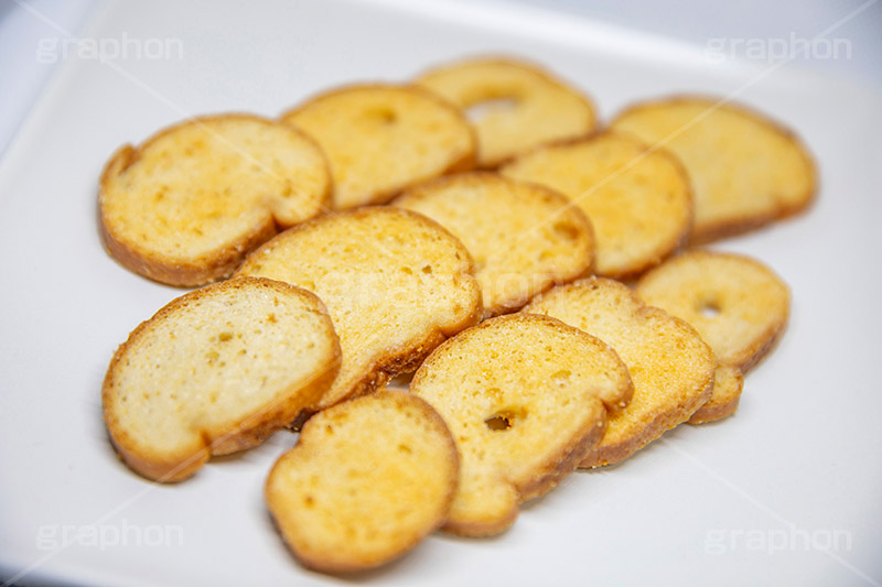 ラスク,らすく,お菓子,菓子,焼き菓子,おやつ,上品,サクサク,さくさく,甘い,スイーツ,おやつ,sweet,sugar,スイート,砂糖,フルサイズ撮影