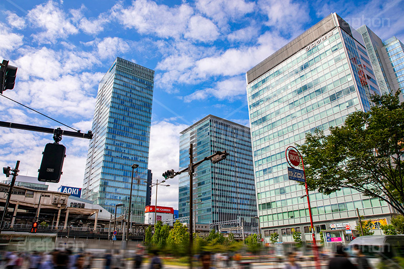 秋葉原駅前,秋葉原駅,秋葉原,あきば,秋葉,アキバ,akiba,JR,駅前,電気街,ゲーム,アニメ,おたく,オタク,japan,culture,文化,カルチャー,ビル,ロータリー,バス停,フルサイズ撮影