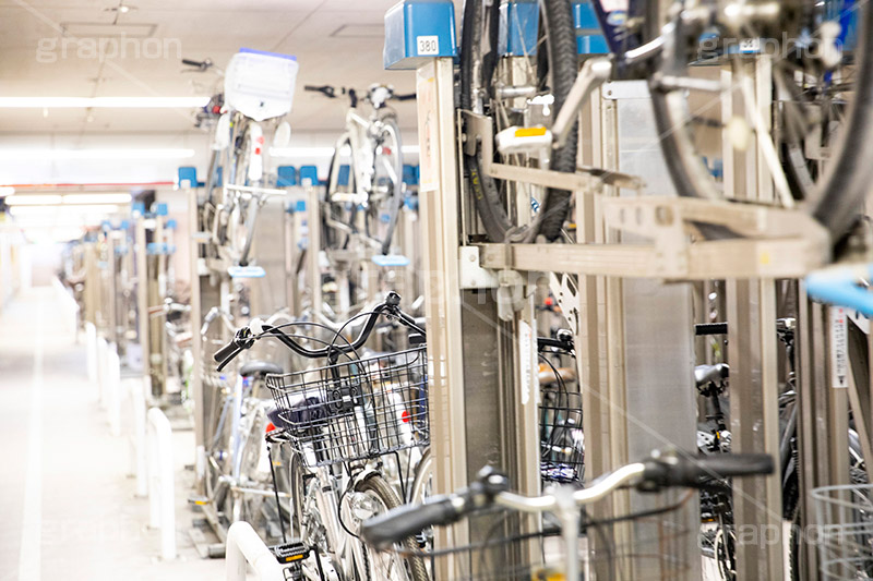駐輪場,自転車,チャリ,ルール,マナー,交通,契約,駐輪,違反,注意,月極,ハンドル,タイヤ,bicycle,フルサイズ撮影