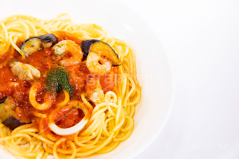 ペスカトーレ,トマト,シーフード,パスタ,あさり,いか,イカ,パセリ,アサリ,ナス,茄子,洋食,麺料理,麺類,フルサイズ撮影,pasta,seafood,tomato