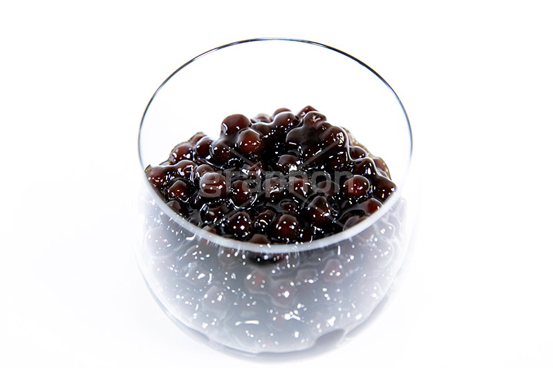 茹でたブラックタピオカ,茹,ブラックタピオカ,タピオカ,流行り,台湾,デンプン,粒々,タピ,スイーツ,デザート,コップ,グラス,dessert,tapioca,フルサイズ撮影